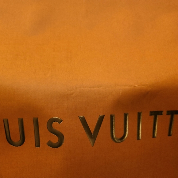 Louis Vuitton Shopping Tote - Picture 2 of 11